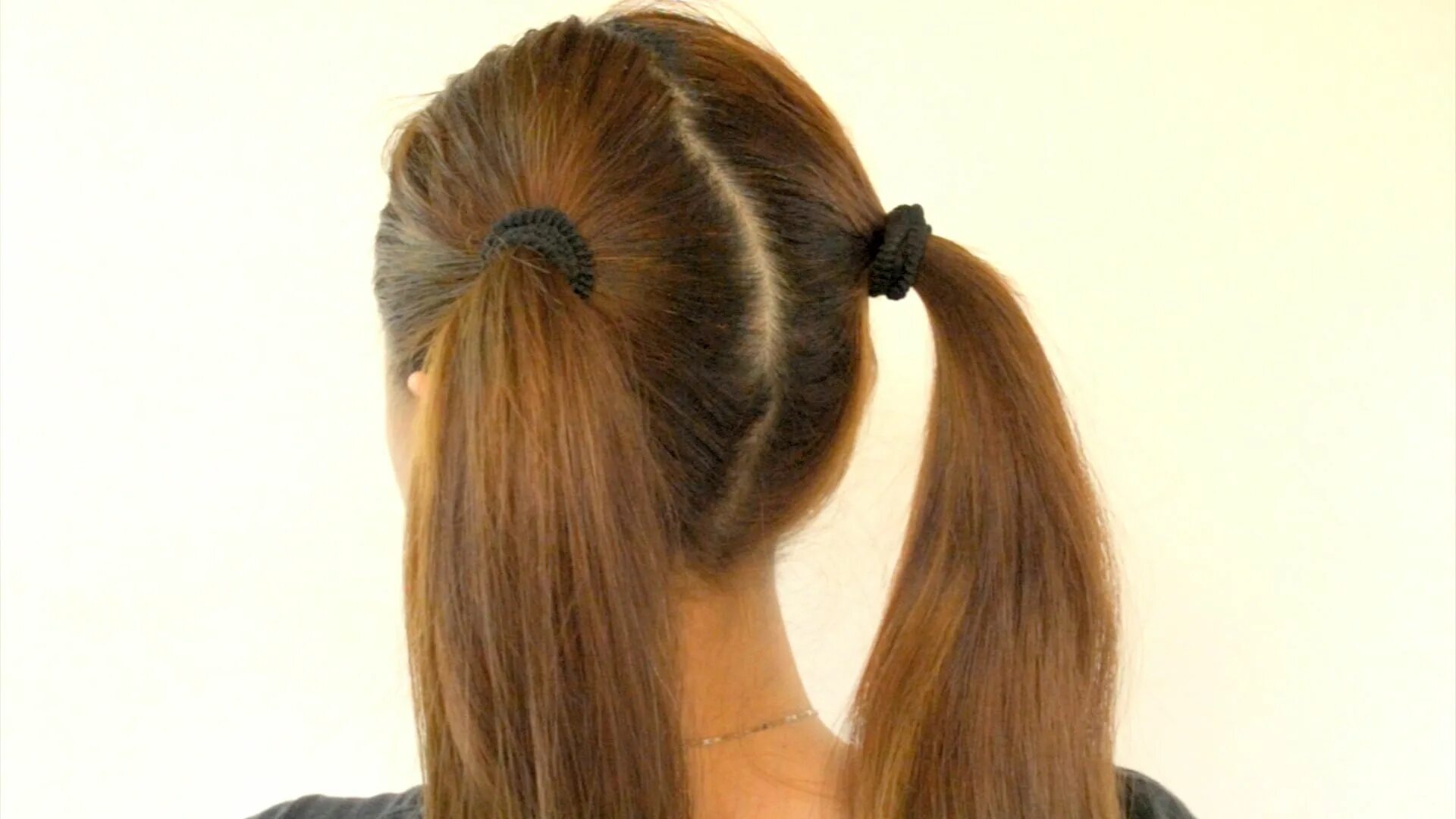 Прическа два хвоста на длинные волосы two ponytails"の 画 像 検 索 結 果 う な じ う な