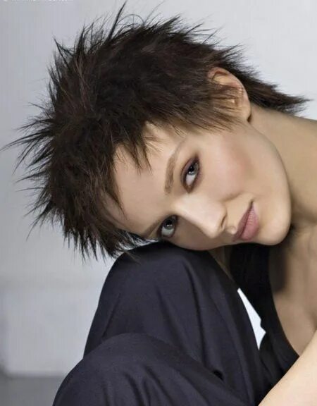 Прическа ежик для девочки Pin on Короткие стрижки Edgy hair, Very short hair, Edgy short hair