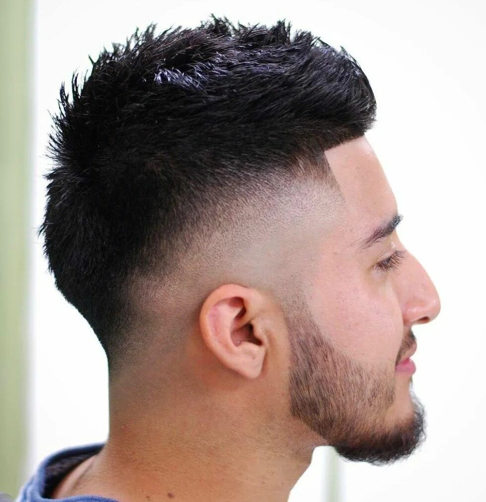 Прическа fade 20 Stylish Low Fade Haircuts for Men Mens hairstyles fade, Mens haircuts fade, L