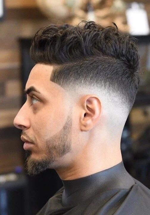 Прическа fade 13 Messy Haircut Ideas for Men 2019 (With images) Medium fade haircut, Fade hair