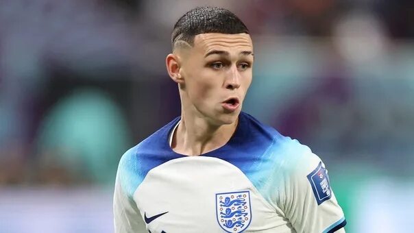 Прическа фила фодена 2024 Southgate hints 'super' Phil Foden will get World Cup start for England vs Wales