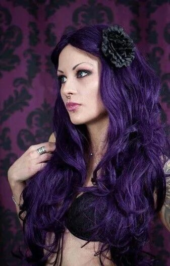 Прическа фиолетовые волосы Violet hair color Violet hair, Violet hair colors, Hair styles