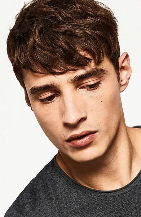 Прическа fluffy fringe мужская Men's Hairstyles Classic Fringe With Texture. Photo: Zara. #menshairstyles #mens