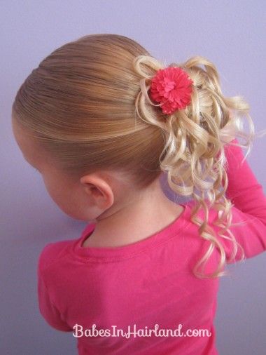 Прическа фотки для девочек Feather Braided Bun - Babes In Hairland Braided bun tutorials, Kids braided hair