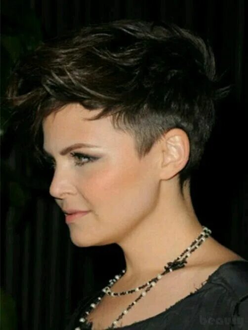 Прическа французский выщип фото Pin on Hairstyles Edgy short haircuts, Short hair cuts, Hair cuts