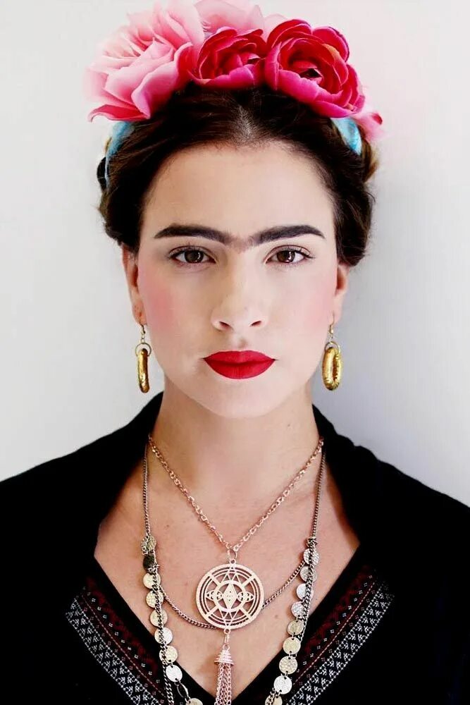 Прическа фриды кало как сделать Easy Halloween Hairstyles Tutorials To Complete Your Costume Frida kahlo maquill