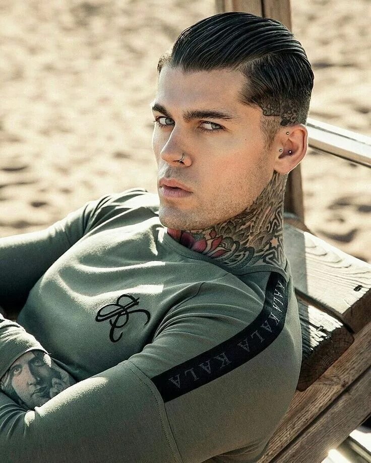 Прическа гангстера мужская Pin by Love yourself BitchuD83DuDD2 on Stepeh james Stephen james, Stephen jam