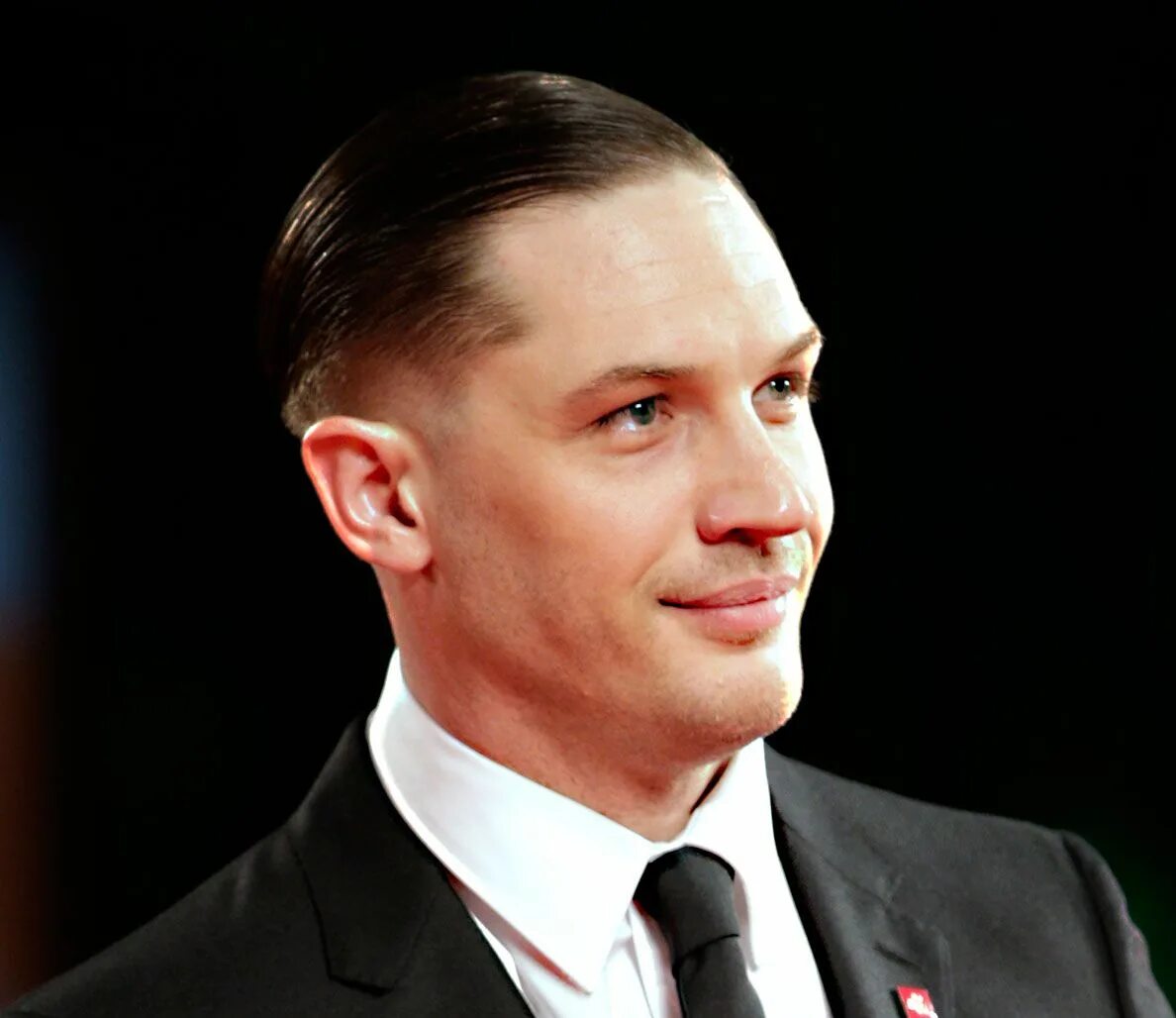 Прическа гангстера мужская 10 Best New Hairstyles for Men Mens hairstyles, Cool hairstyles, Tom hardy