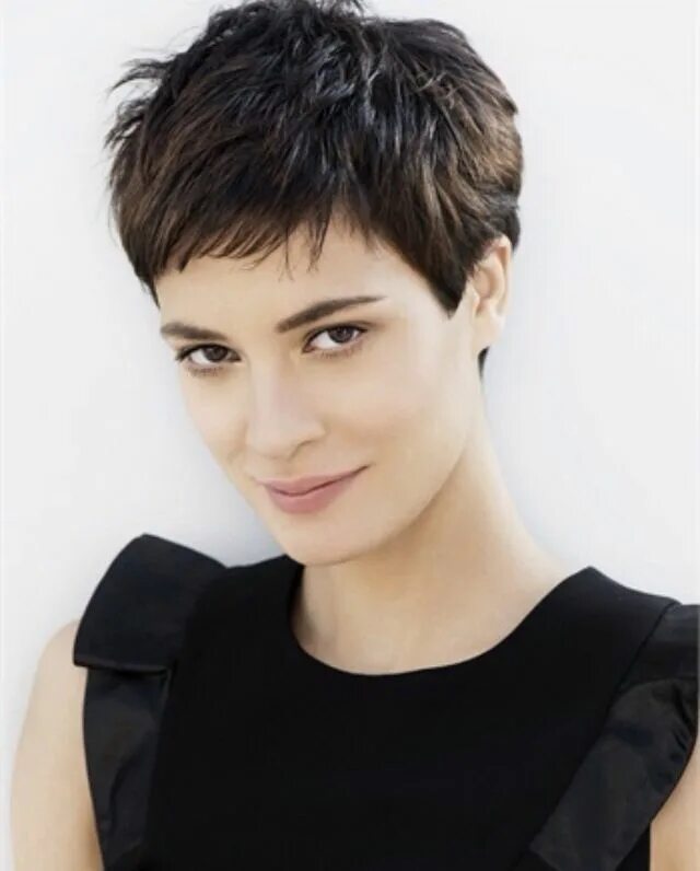 Прическа гарсон женская фото на короткие волосы Pin on Capelli Very short hair, Haircut for thick hair, Short hair styles pixie