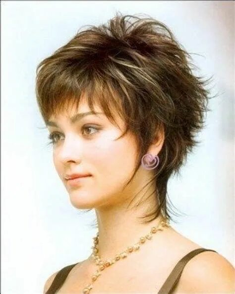 Прическа гаврош фото Images Short sassy haircuts, Short shag hairstyles, Short hair with layers