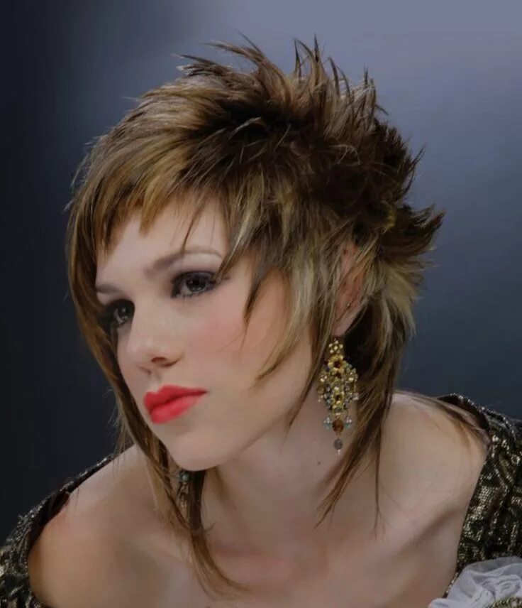 Прическа гаврош фото Short hair Short hair styles, Short spiked hair, Edgy hair