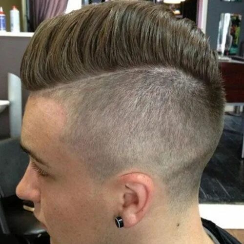 Прическа где 30 Classy Comb Over Fade Haircuts in 2023 Comb over fade haircut, Fade haircut, 