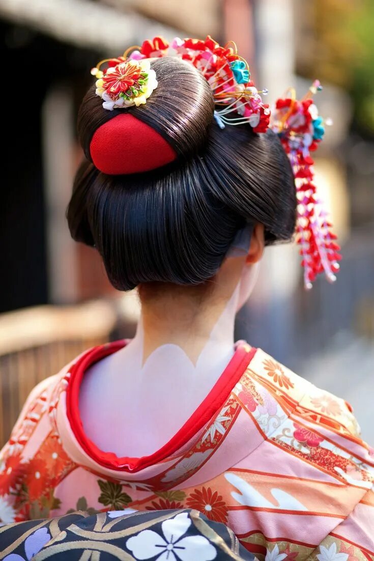 Прическа гейши фото Traditional Geisha Japanese hairstyle, Geisha japan, Japanese geisha