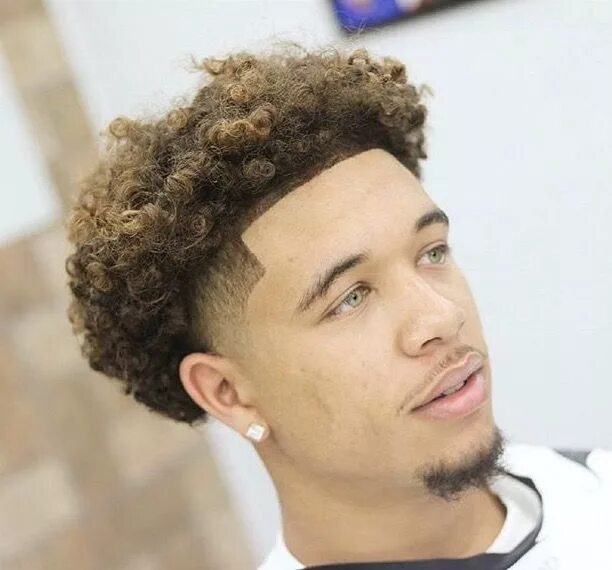 Прическа гнездо мужская Pin by Ogking on Black Men Haircuts Curly hair men, Taper fade curly hair, Curly