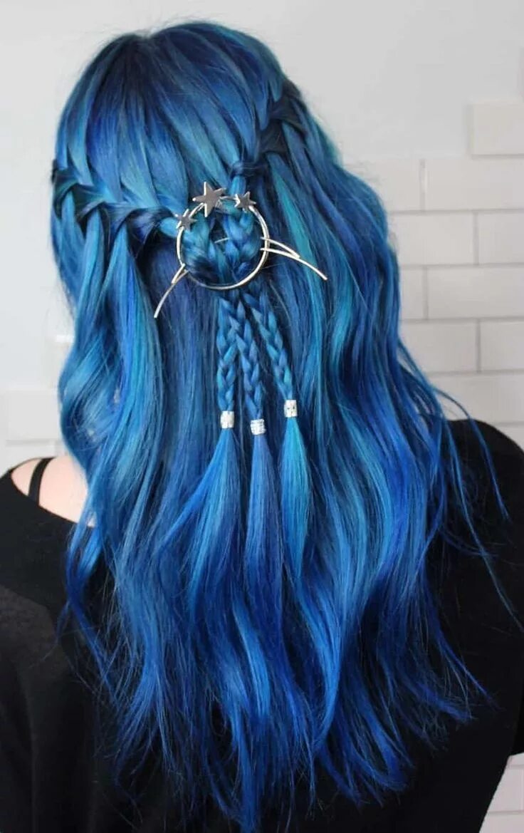 Прическа голубые волосы 20 Blue Hair Color Ideas for Women Hairdo Hairstyle Hair color blue, Hair styles