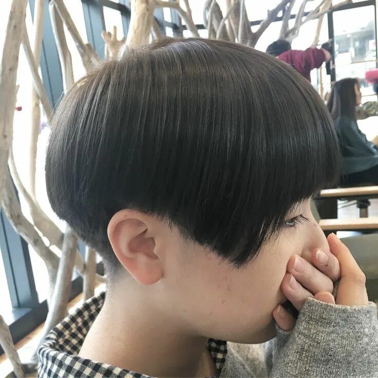 Прическа горшок для девочки 筋 野 稔 貴 /川 越 美 容 室/hair create plaju さ ん は Instagram を 利 用 し て い ま す:"刈 り 上 げ