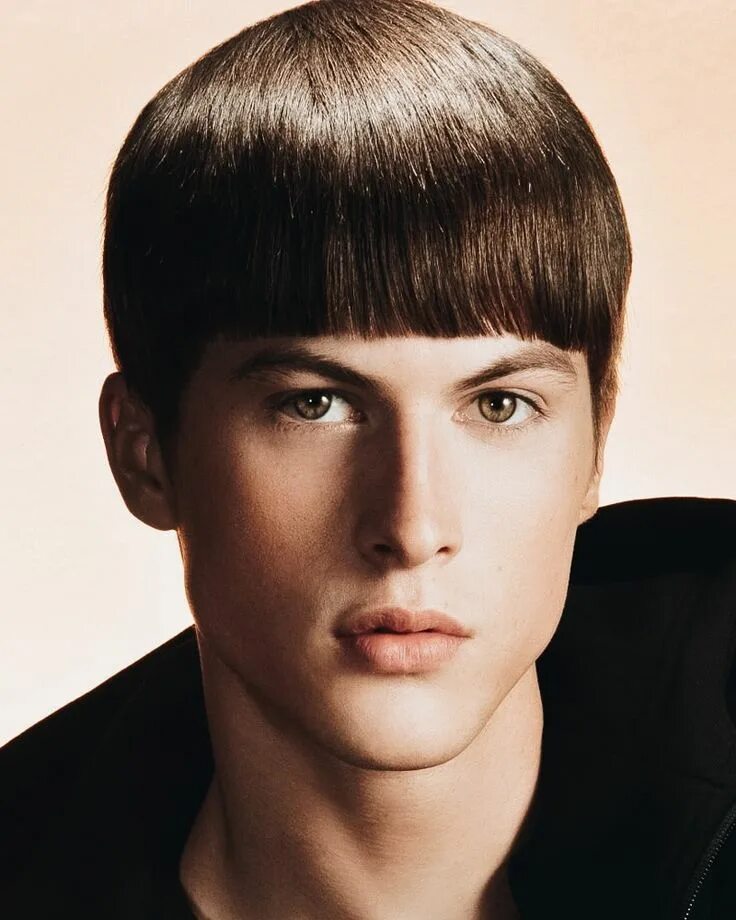 Прическа горшок мужская 2024 Pin on Short haircuts