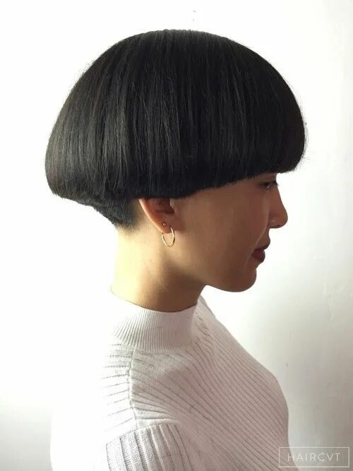 Прическа горшок женская Female, Medium, Dark, Straight, Thick Graphique Bol hairstyle Short wedge hairst