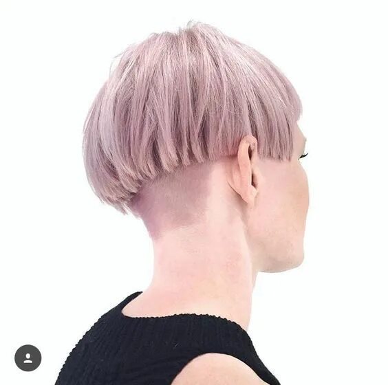 Прическа горшок женская Стрижка паж на короткие волосы Edgy hair, Bowl cut, Cool blonde hair