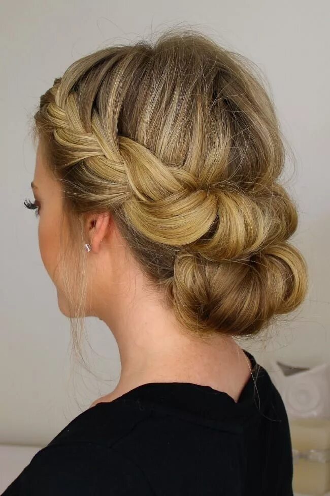 Прическа гостя Headband Hair Tuck With A Bun Hair styles, Long hair styles, Headband hairstyles