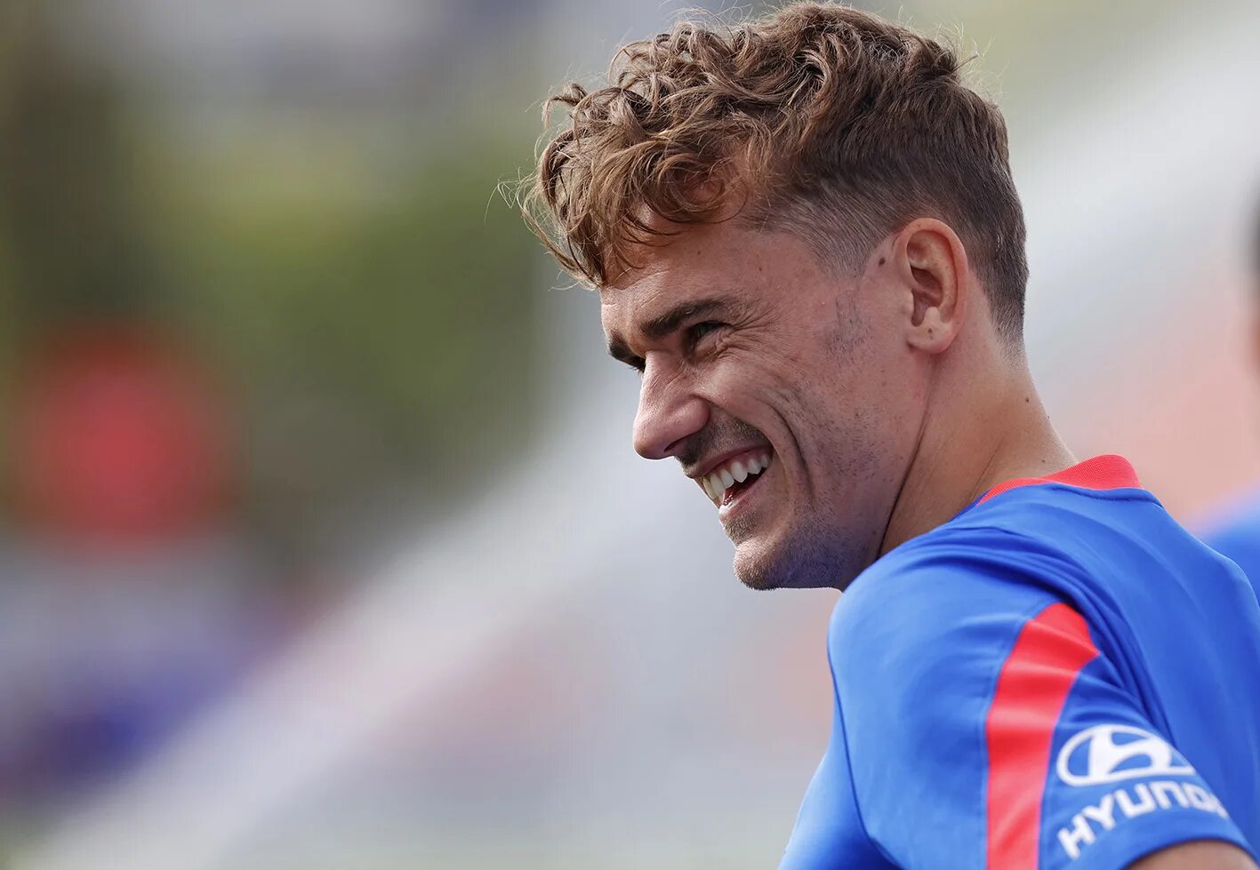 Прическа гризманна 2024 Antoine Griezmann trains with Luis Suarez and Joao Felix with Atletico Madrid no