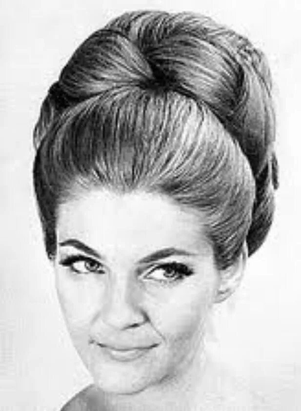 Прическа хала 60 х годов фото Pin by Pinner on Vintage Hairstyles 70s hair, Vintage hairstyles, 60s hair