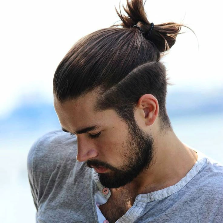 Прическа хвост мужская название The Bohemian Gentleman on Instagram: "Manbun!