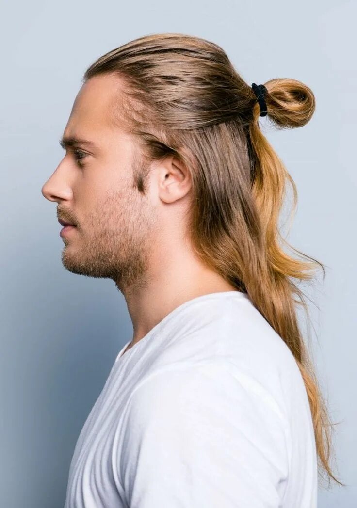 Прическа хвост на длинные волосы мужская 40 Types of Man Bun Hairstyles Gallery + How To Man bun hairstyles, Man bun hair