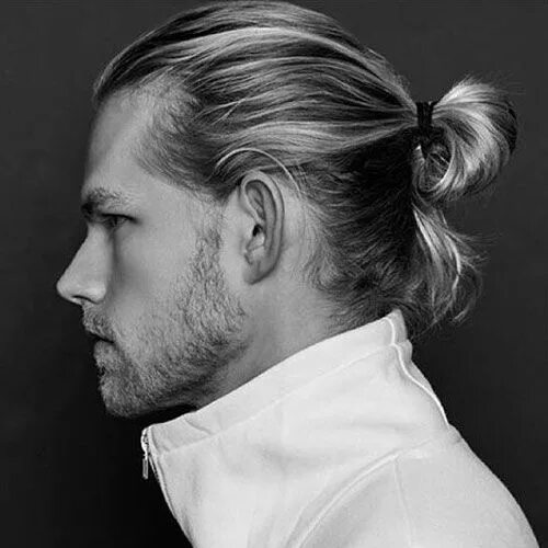 Прическа хвост с челкой мужская Men's Ponytail Hairstyles: 50 Easy, Masculine and Attractive Styles Mens ponytai