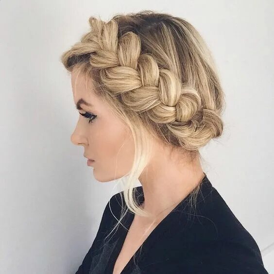 Прическа из косичек на длинные волосы женские How to Create a Halo Hairstyle Peinados para cara ovalada, Peinados faciles pelo