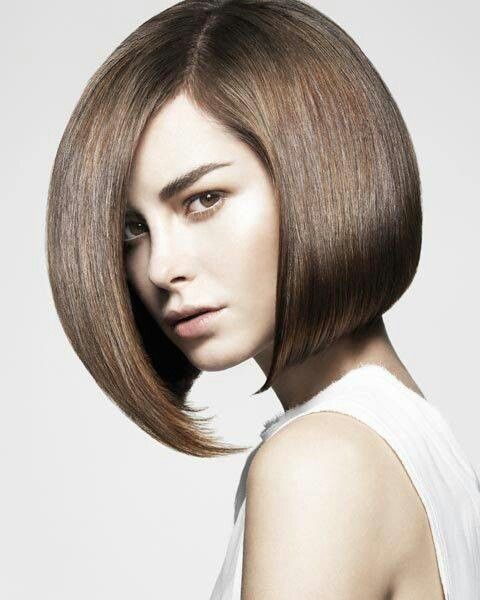 Прическа каре Pinterest Hair styles, Short hair cuts, Medium short hair