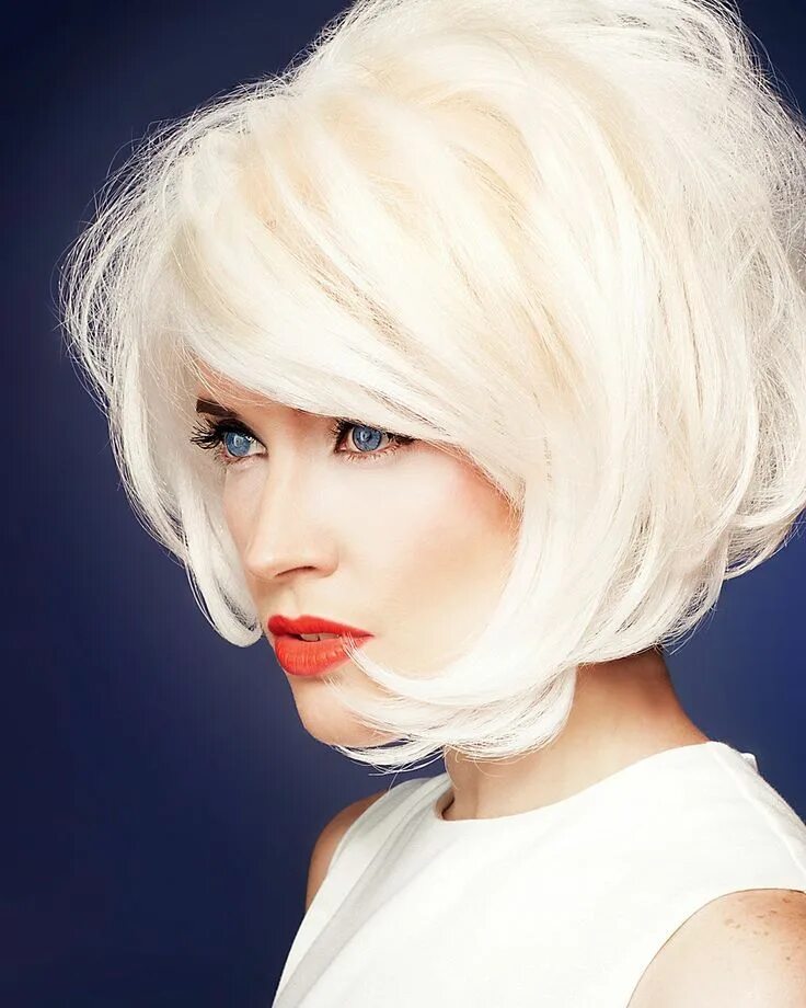 Прическа каре белая Pin by A C i on LightHeads - Light HAIR Blonde Albina Yellowish White Whitish Co