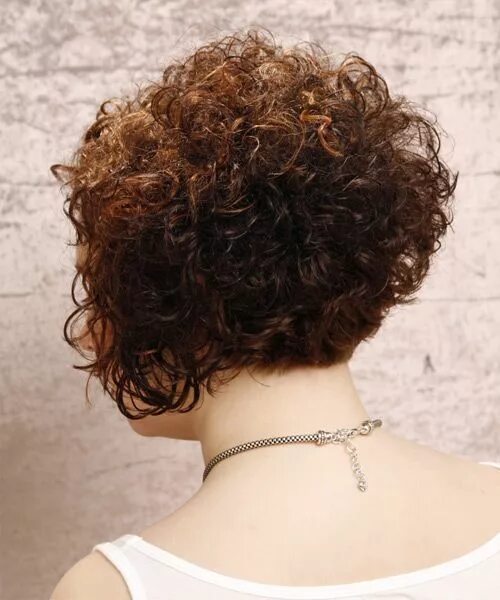 Прическа каре боб кудрявая Short curly hairstyles for women, Front hair styles, Curly bob hairstyles