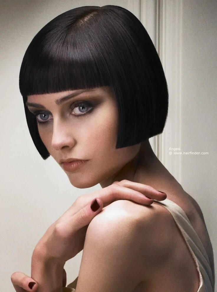 Прическа каре девушкам с челкой Black Bob Short hair styles, Bob hairstyles, Short bob hairstyles