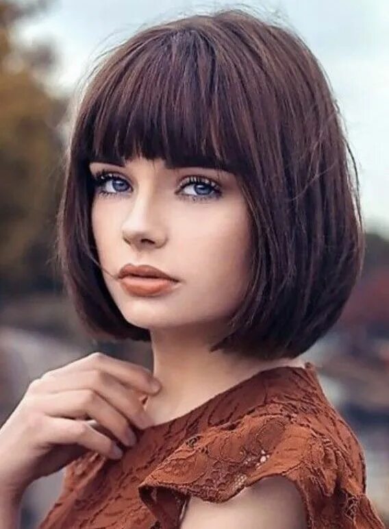 Прическа каре девушкам с челкой Pin on Hairstyles Hair looks, Hair styles, Short hair styles