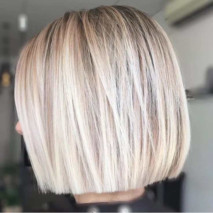 Прическа каре мелирование Asia No.1 Hair Platform 亞 洲 第 一 髮 型 平 台 on Instagram: "#bobhaircut #bob #blondeh