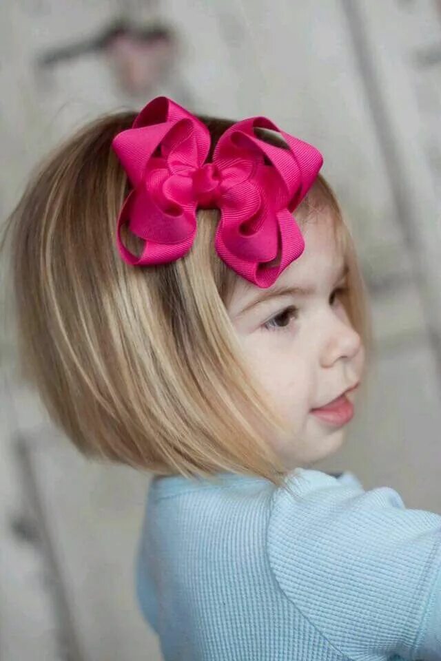 Прическа каре с бантом Pin em bow ideas Enfeites de cabelo, Hair hair, Cabelo