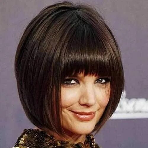 Прическа каре с челкой для круглого 14 Famous Bob Haircuts - Beauty and the Mist Short hair with bangs, Bob hairstyl