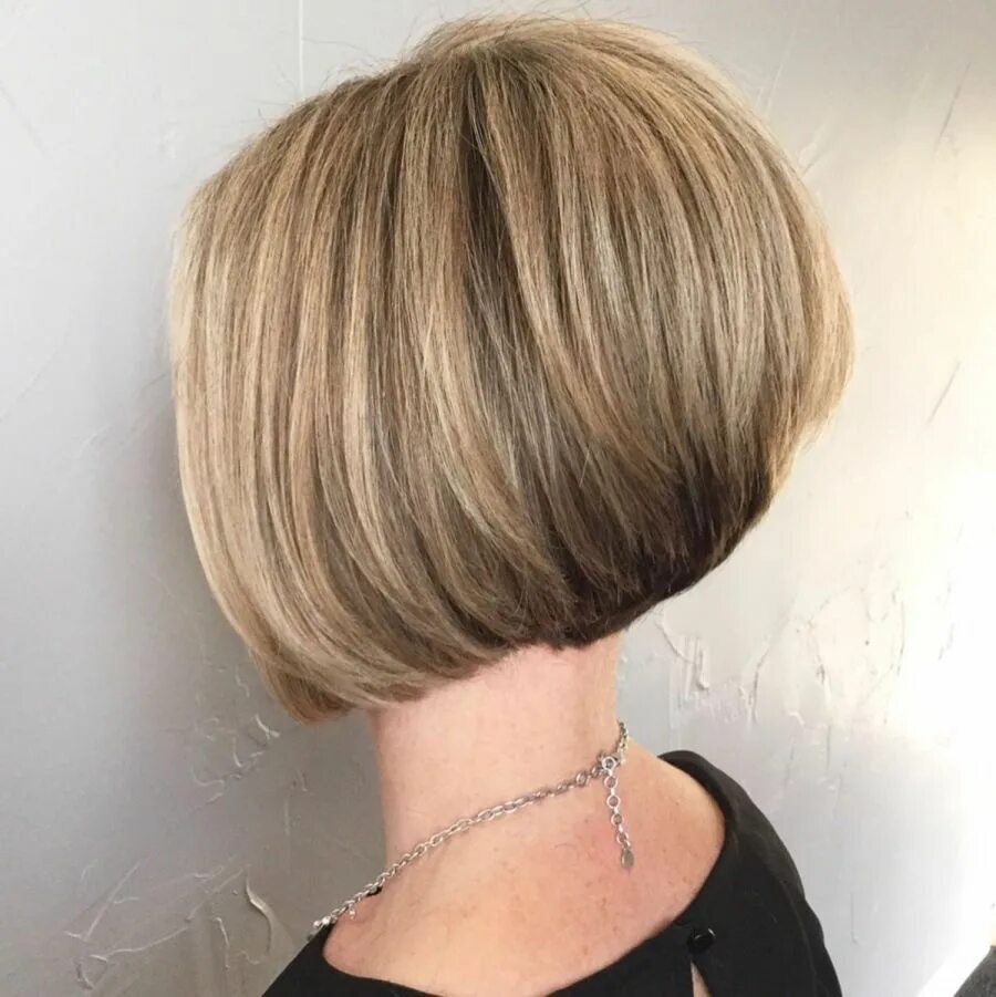 Прическа каре сзади 60 Short Bob Haircuts and Hairstyles for Women to Try in 2024 Short bob haircuts