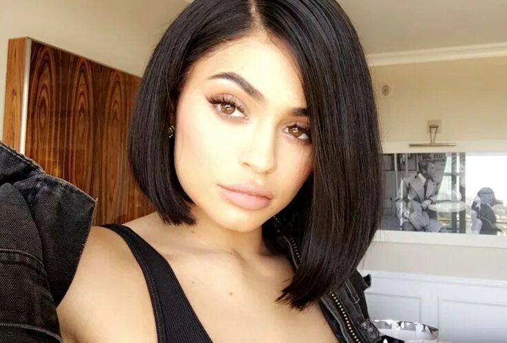 Прическа каре темные волосы Kylie new hair cut Kylie jenner bob haircut, Kylie jenner short hair, Kylie jenn