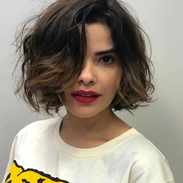 Прическа каре волнистая Cabelos curtos com mechas: 60 ideias para quem quer iluminar o rosto Short hair 