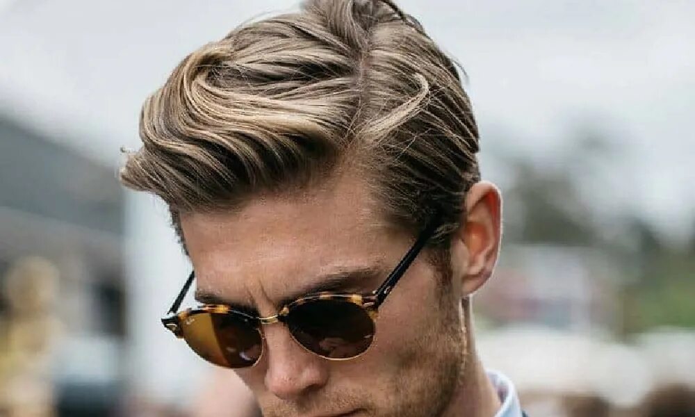 Прическа классик The Top Medium Length Hairstyles For Men 2020 AGR