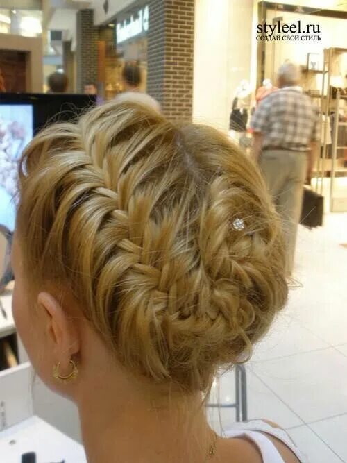 Прическа колоски на короткие Pin by Jessie Smith on Stuntin' ain't easy!! Hair, Hair styles, Braided hairstyl