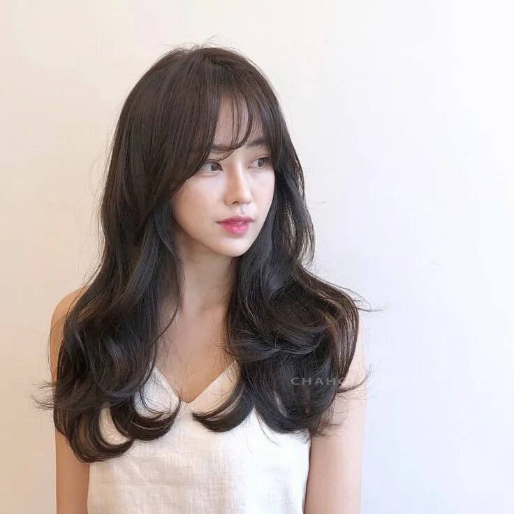 Прическа корейская женская челка Pin by Vanessa Lee on Long Haircuts straight hair, Korean long hair, Hair color 