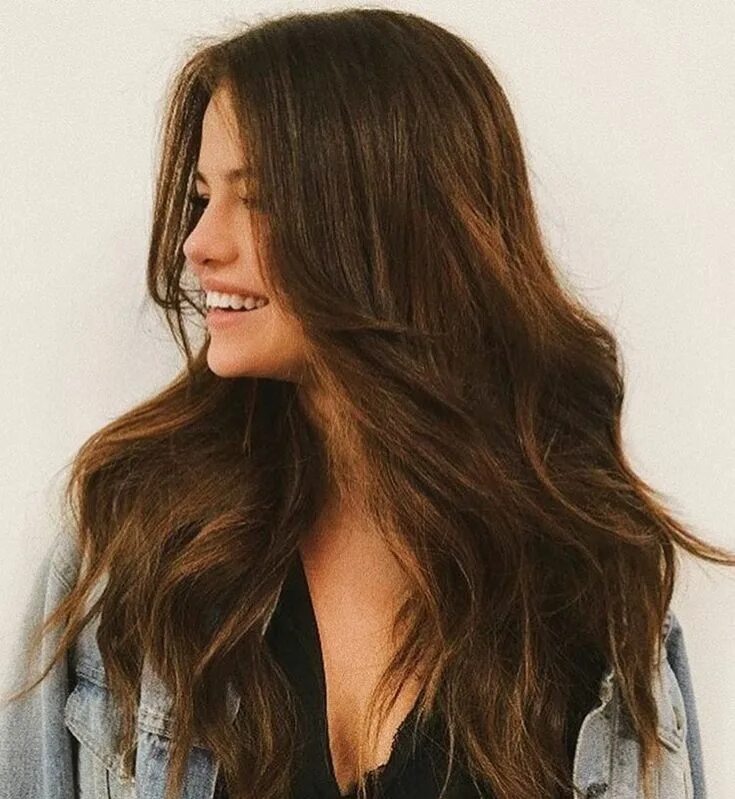 Прическа коричневые волосы длинные Pin on Selena Gomez Selena gomez hair, Long hair styles, Celebrity hairstyles