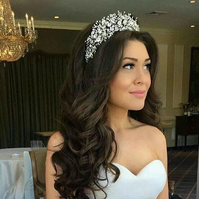 Прическа корона на длинные волосы Pin on Nişan, Kına, Düğün Giyim ve Saç Wedding hairstyles with crown, Trendy wed