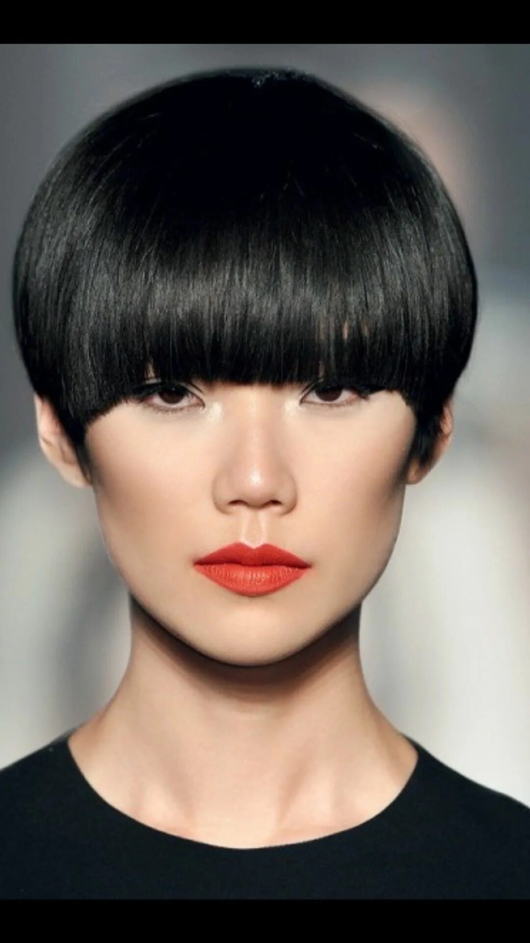 Прическа короткая ровная челка Pin by Sandra Sousanis on EBONY & IVORY ❤ ❤ Short hair styles, Bowl cut hair, Sh