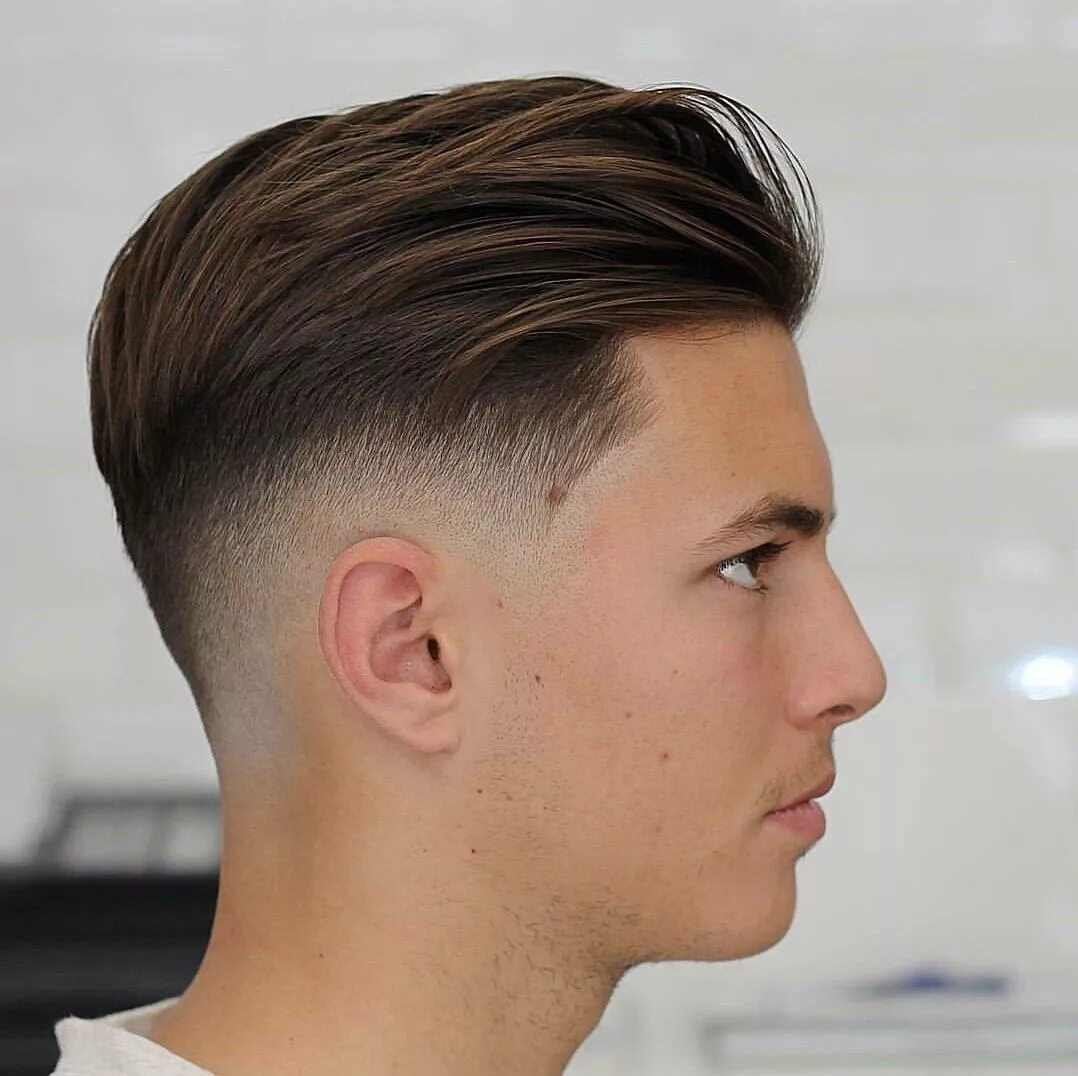 Прическа короткие бока Pin on haircuts Mens hairstyles undercut, Thick hair styles, Undercut hairstyles