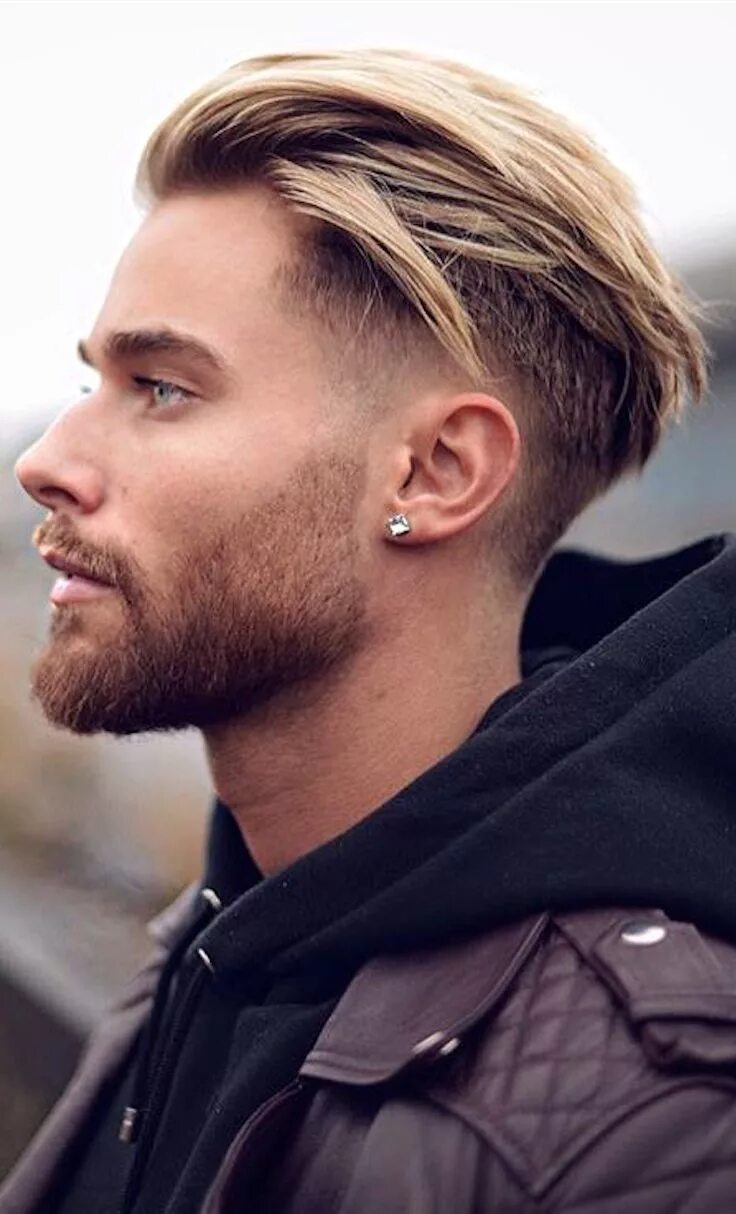 Прическа короткие бока и длинный верх Hairstyles That Look Cool On Any Guy Face shape hairstyles, Face shape hairstyle