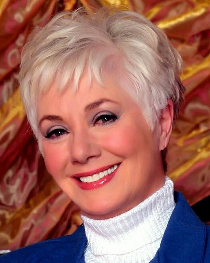 Прическа коротких волос для пожилых Shirley Jones, portrait of ancient vintage. Short hair styles, Short hair pixie 